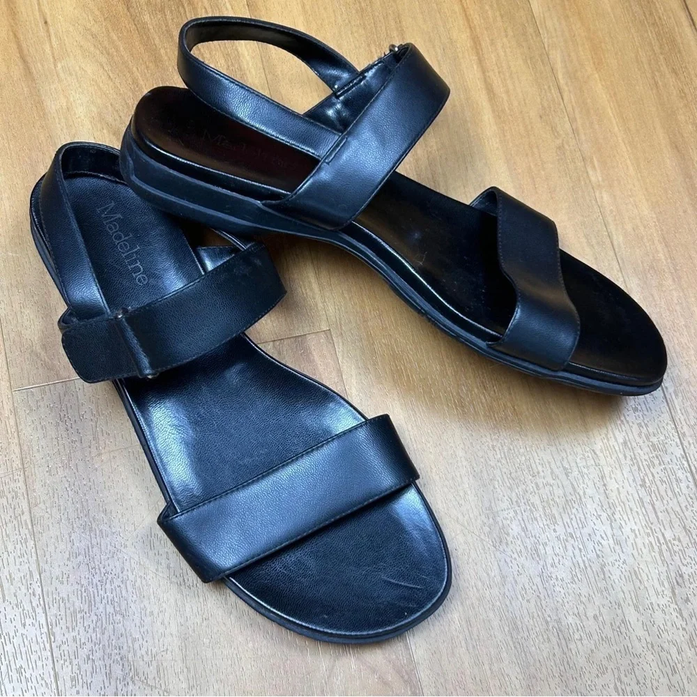 Madeline‎ Black Minimalist Sandals